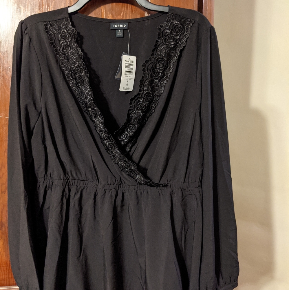 NWT Torrid Sz 0 Surplice Neck Babydoll Top